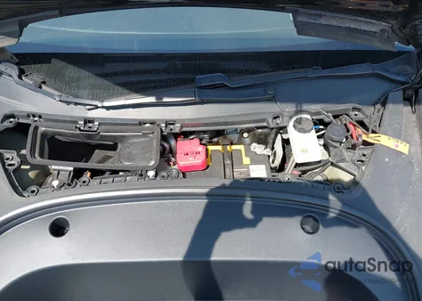 2021 Tesla Model 3 Long Range Dual Motor All-Wheel Drive z USA, uszkodzony, nr VIN 5YJ3E1EB3MF052082